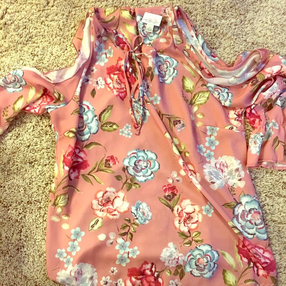 NY & co cold shoulder too